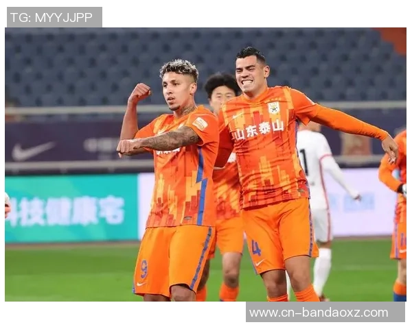 国脚高准翼喜结良缘泰山恒大昔日队友齐聚祝福盛典