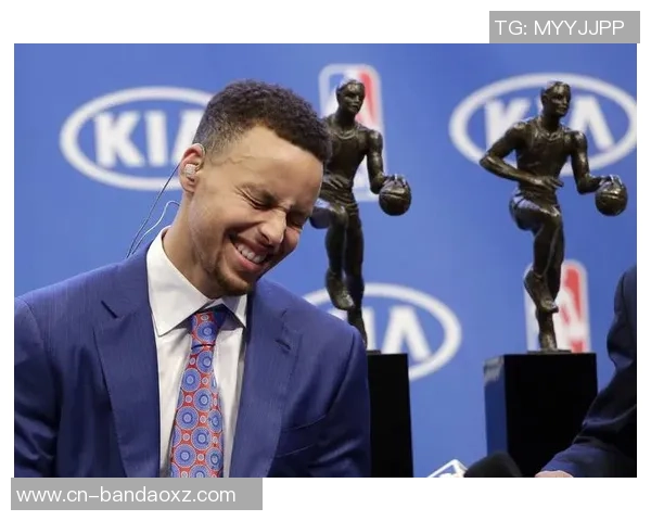 怀旧与尊重交织库里谈与哈登双雄对决的心路历程 怀旧与尊重交织库里谈与哈登双雄对决的心路历程